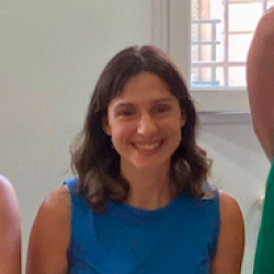  Ana