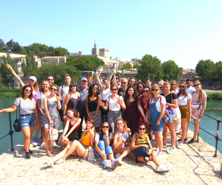 Groups: French courses in France - School trips in Montpellier