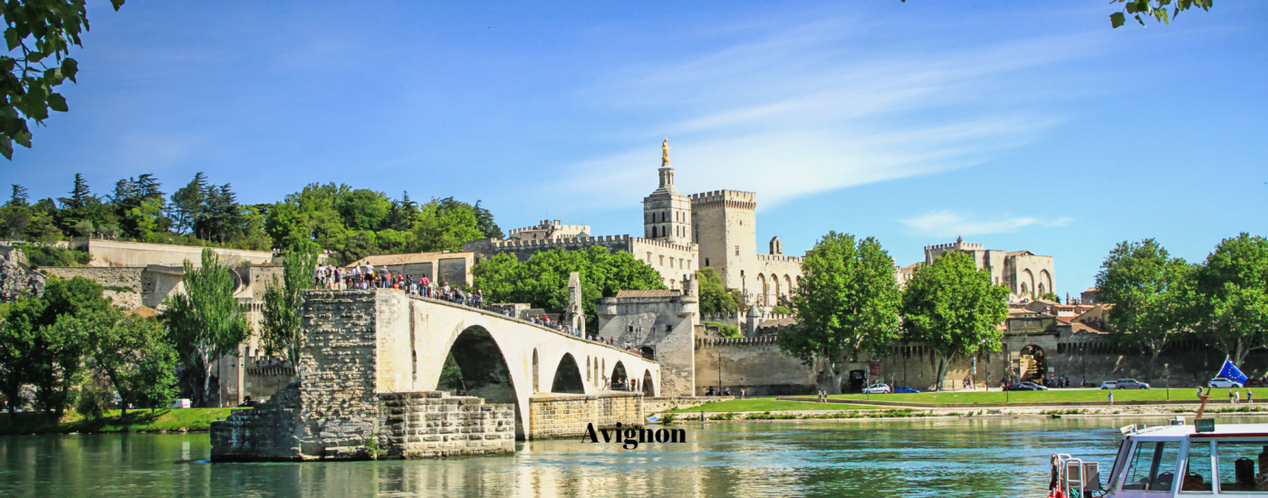 Blog excursion around Montpellier Avignon Pont d'Avignon